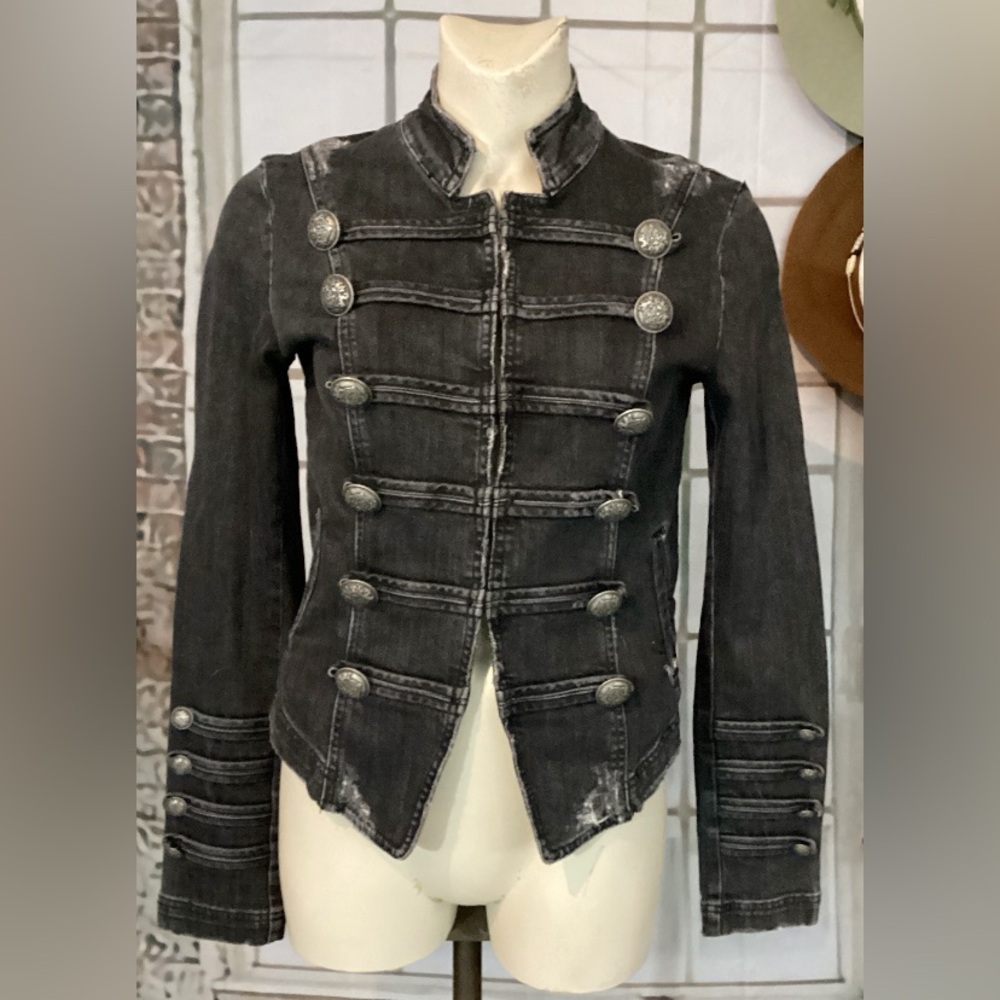 Free People/We The Free Black Military Style Distressed Jean Jacket Sz Small - Picture 4 of 15